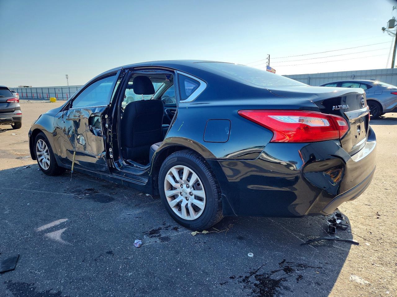 2017 Nissan Altima 2.5 S - Image 2