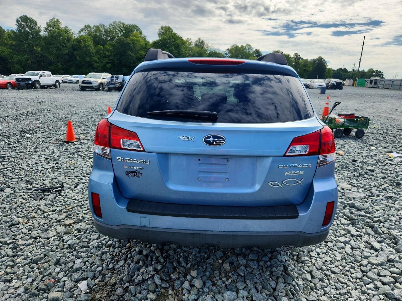 2012 Subaru Outback 2.5I Premium - Image 6