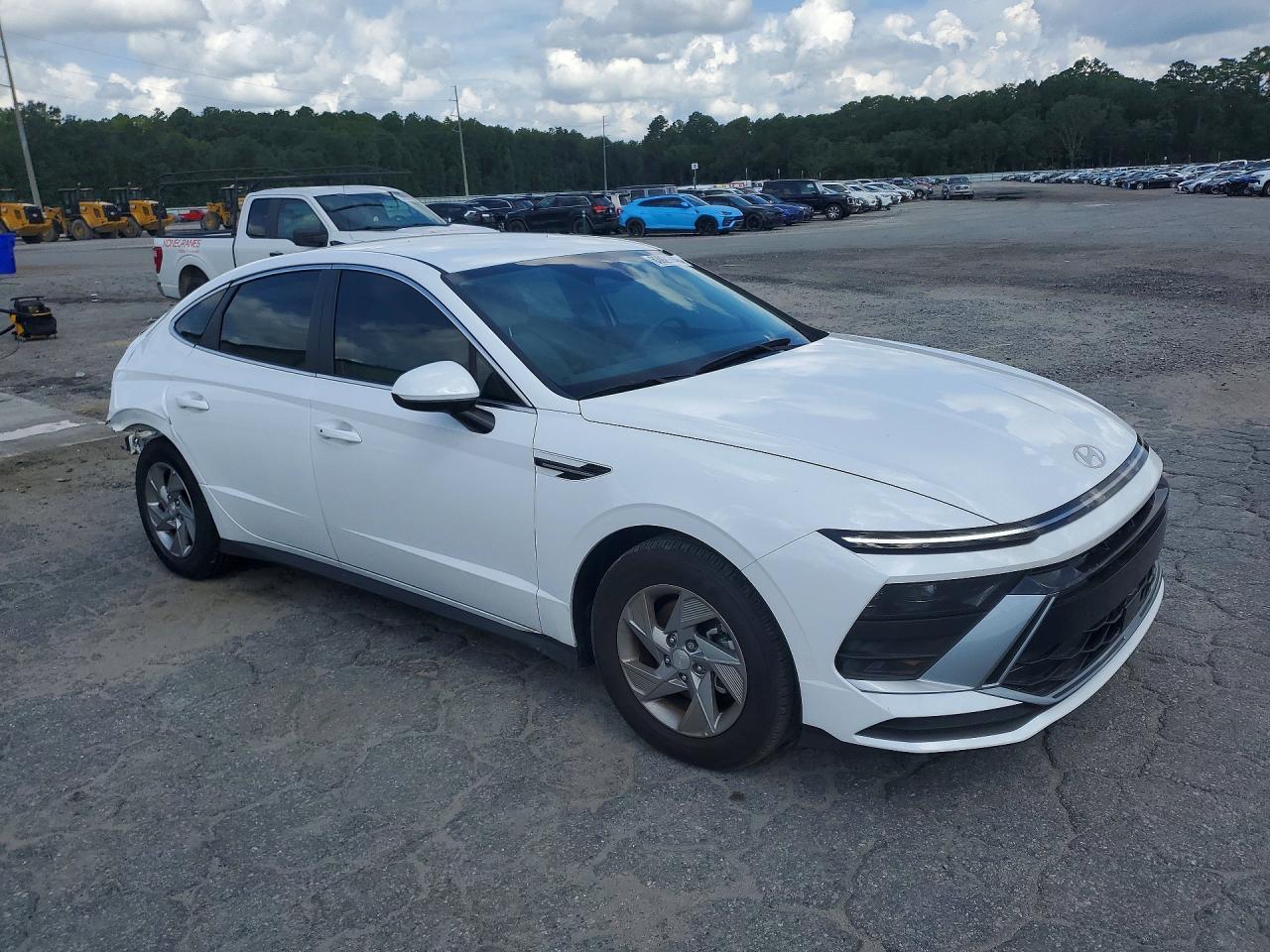 2025 Hyundai Sonata Se - Фото 4