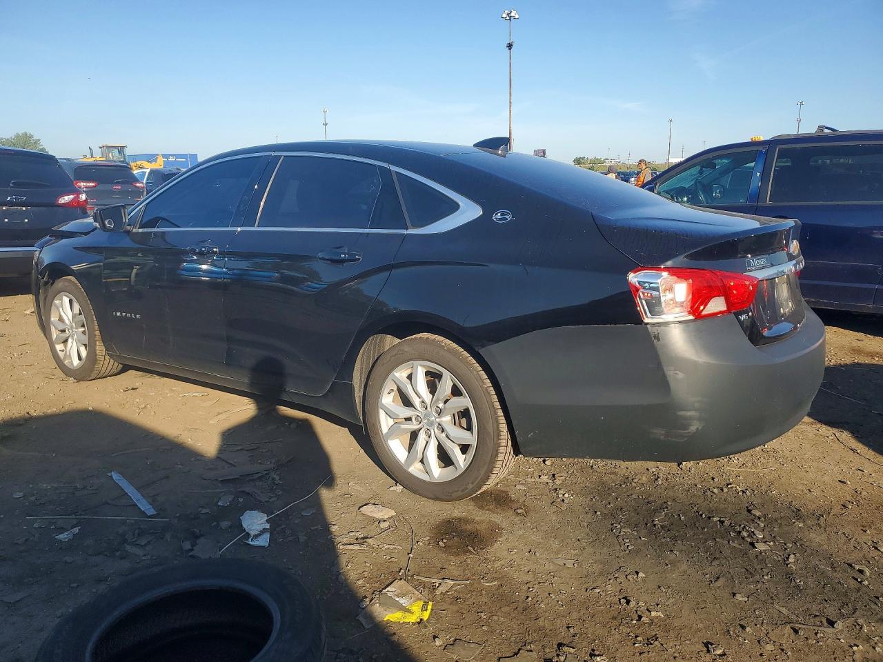 2019 Chevrolet Impala Lt - Фото 2