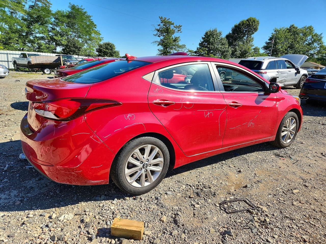 2015 Hyundai Elantra - Image 3