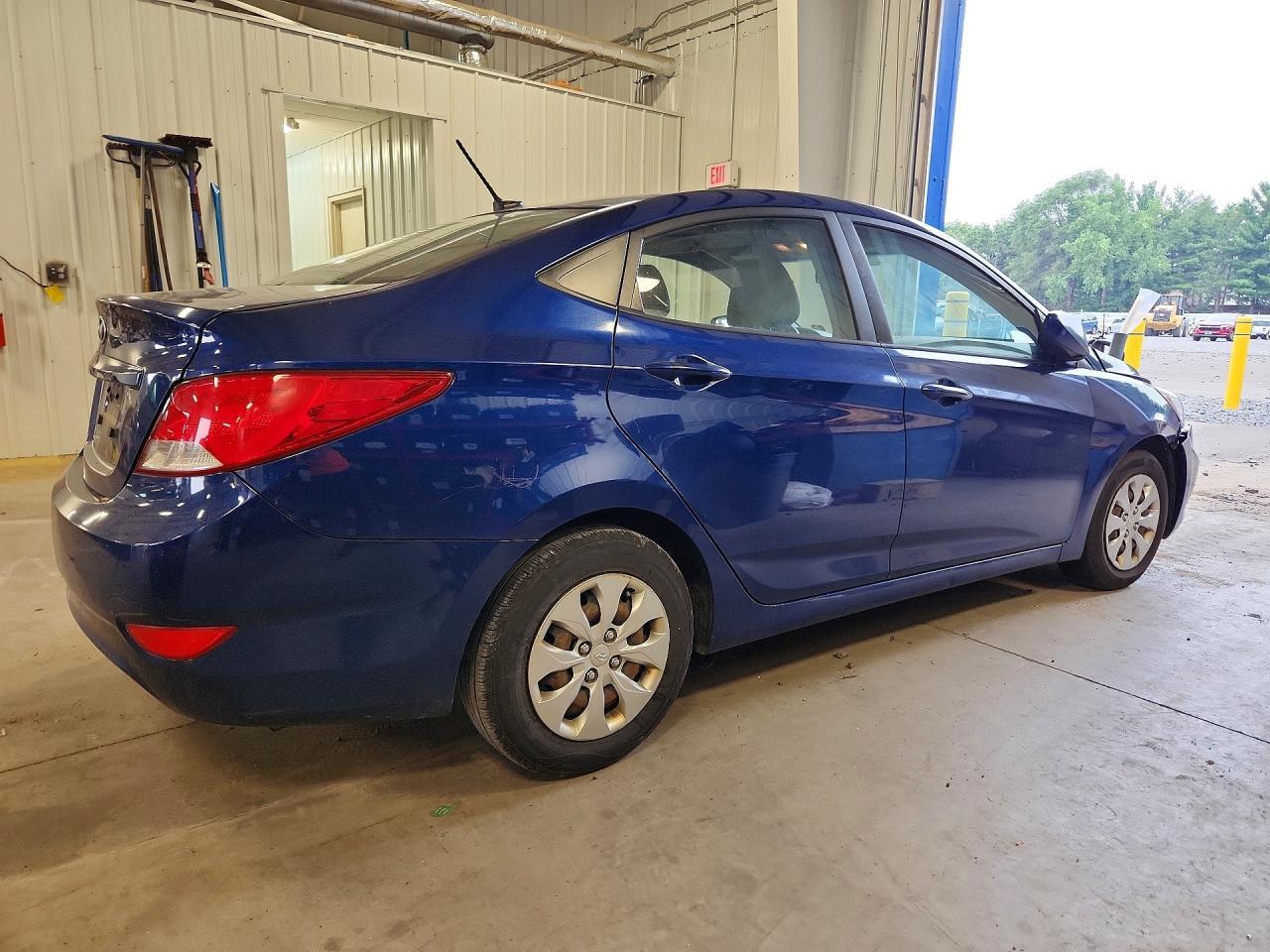 2015 Hyundai Accent Gls - Фото 3