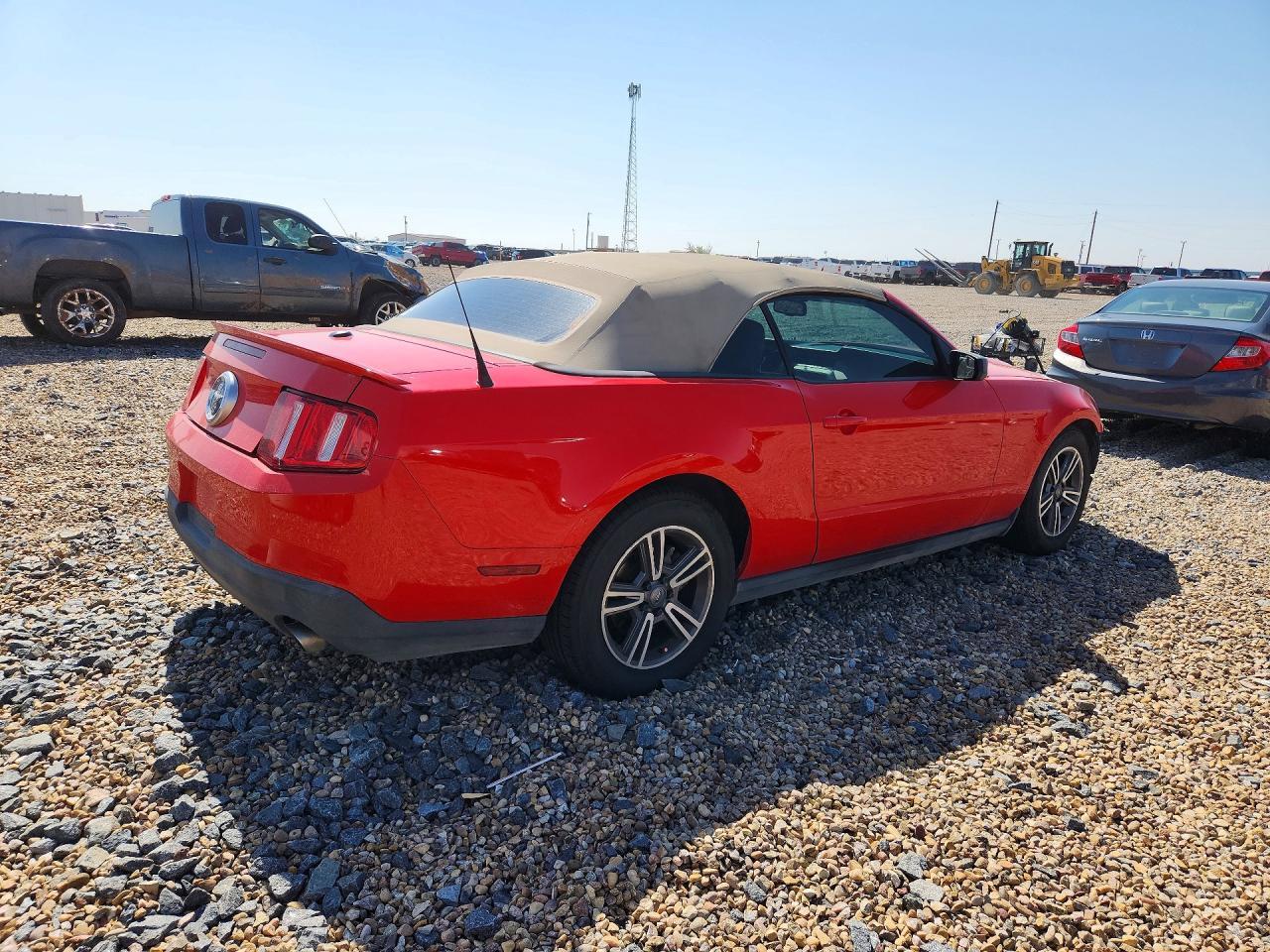 2012 Ford Mustang - Фото 3