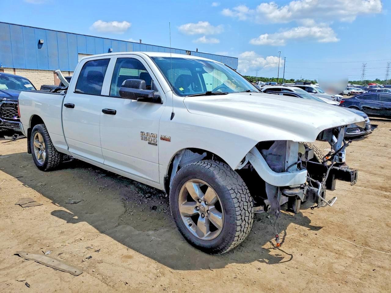 2022 Ram 1500 Classic Tradesman - Фото 4
