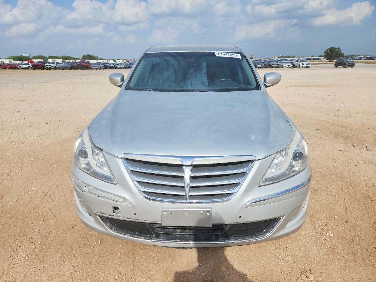2013 Hyundai Genesis 3.8L - Фото 5