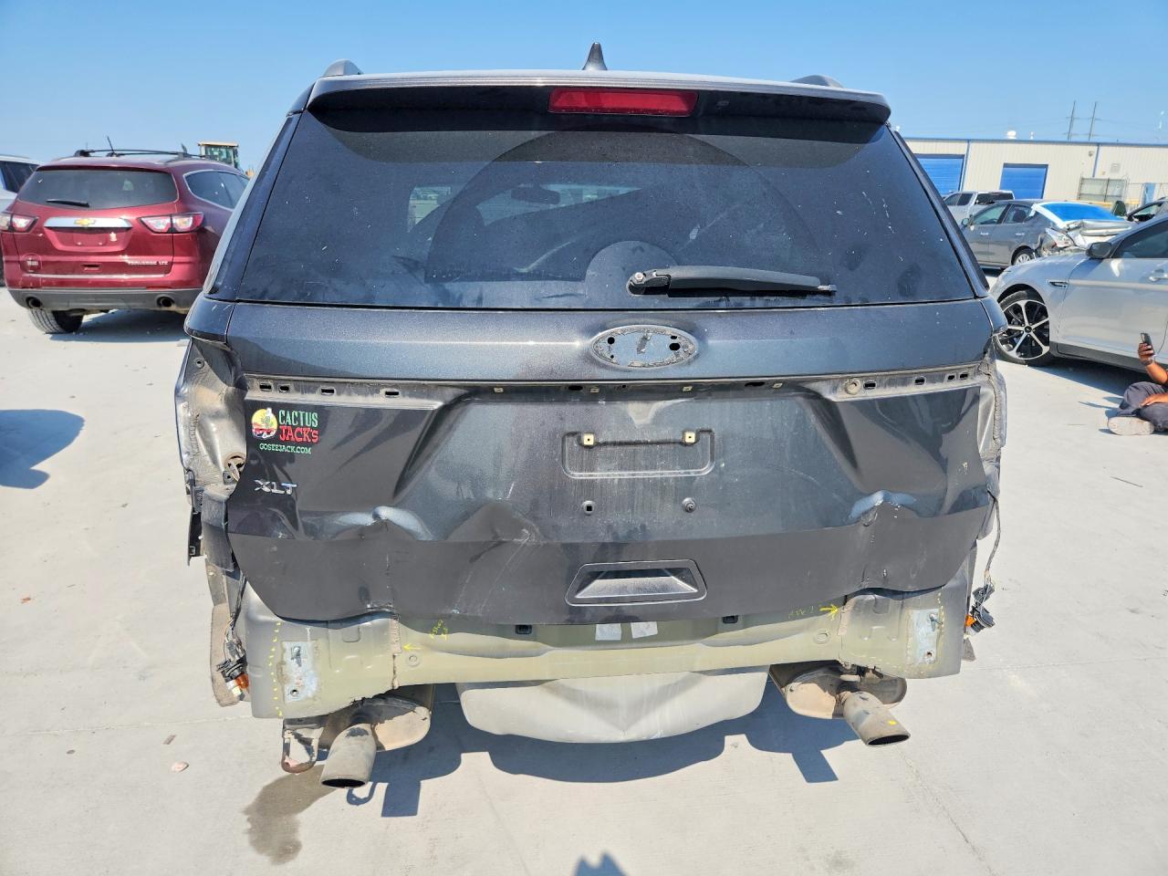 2017 Ford Explorer Xlt - Image 6