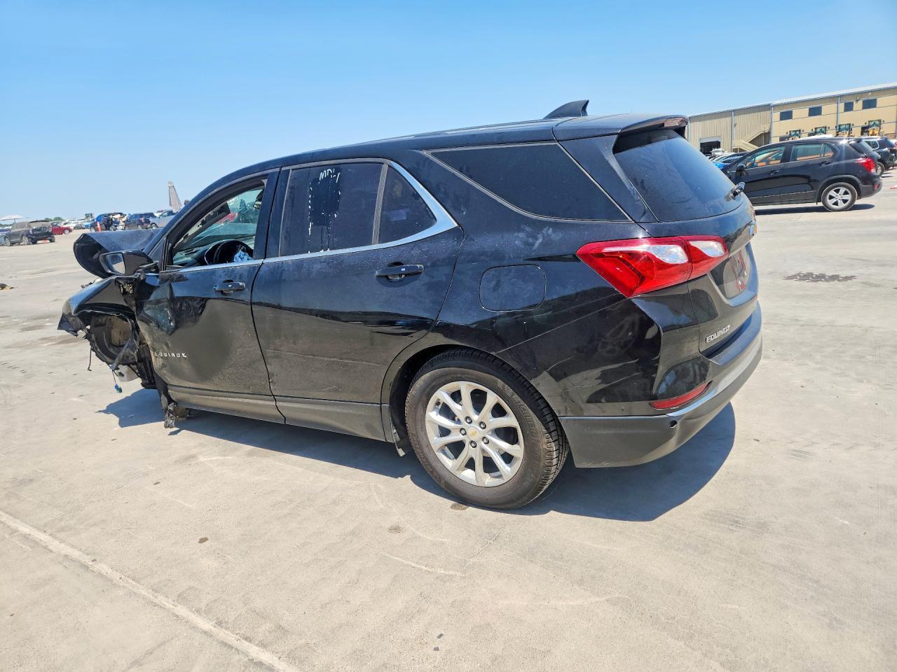 2019 Chevrolet Equinox Lt - Image 2