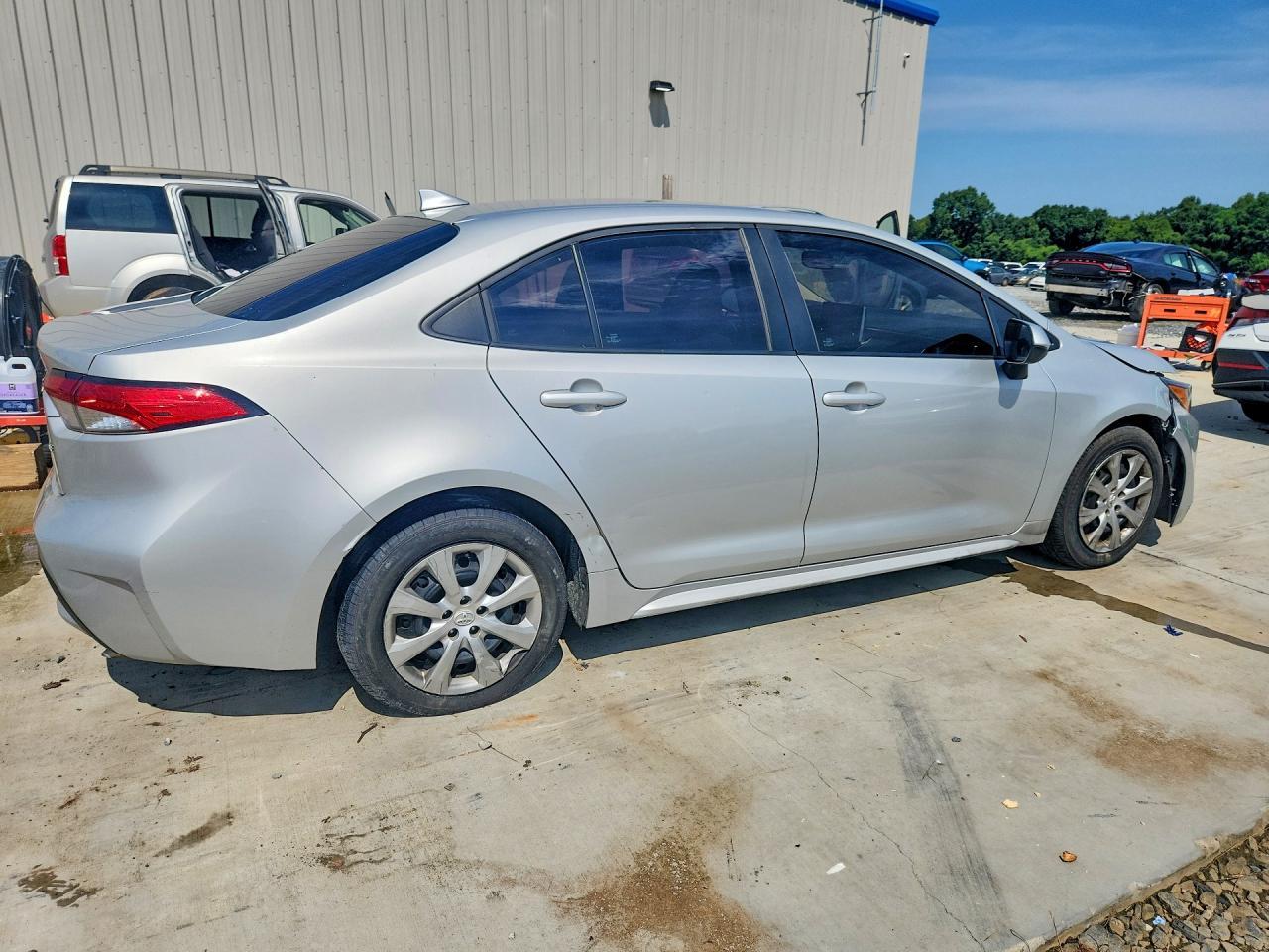 2020 Toyota Corolla Le - Image 3