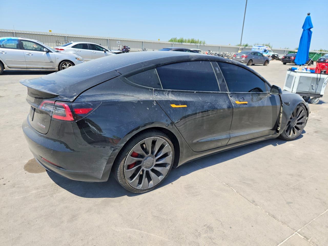 2022 Tesla Model 3 - Image 3