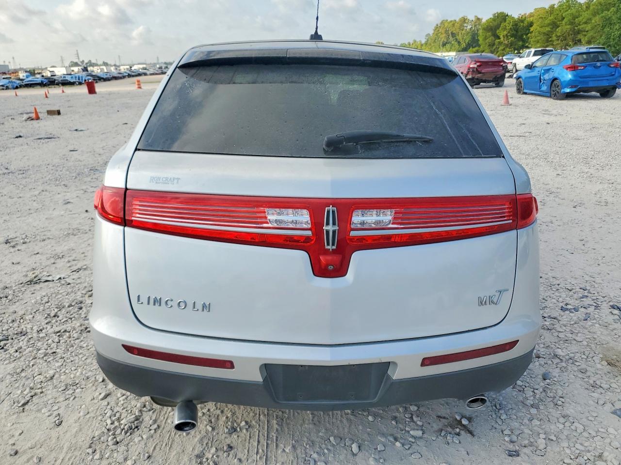 2016 Lincoln Mkt - Image 6