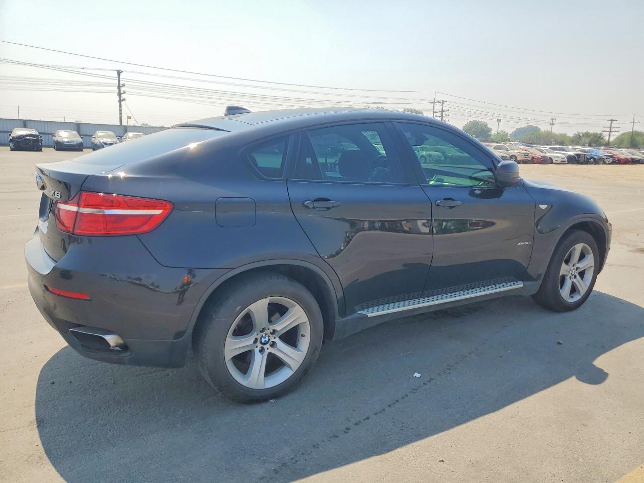 2013 BMW X6 xDrive50I - Фото 3
