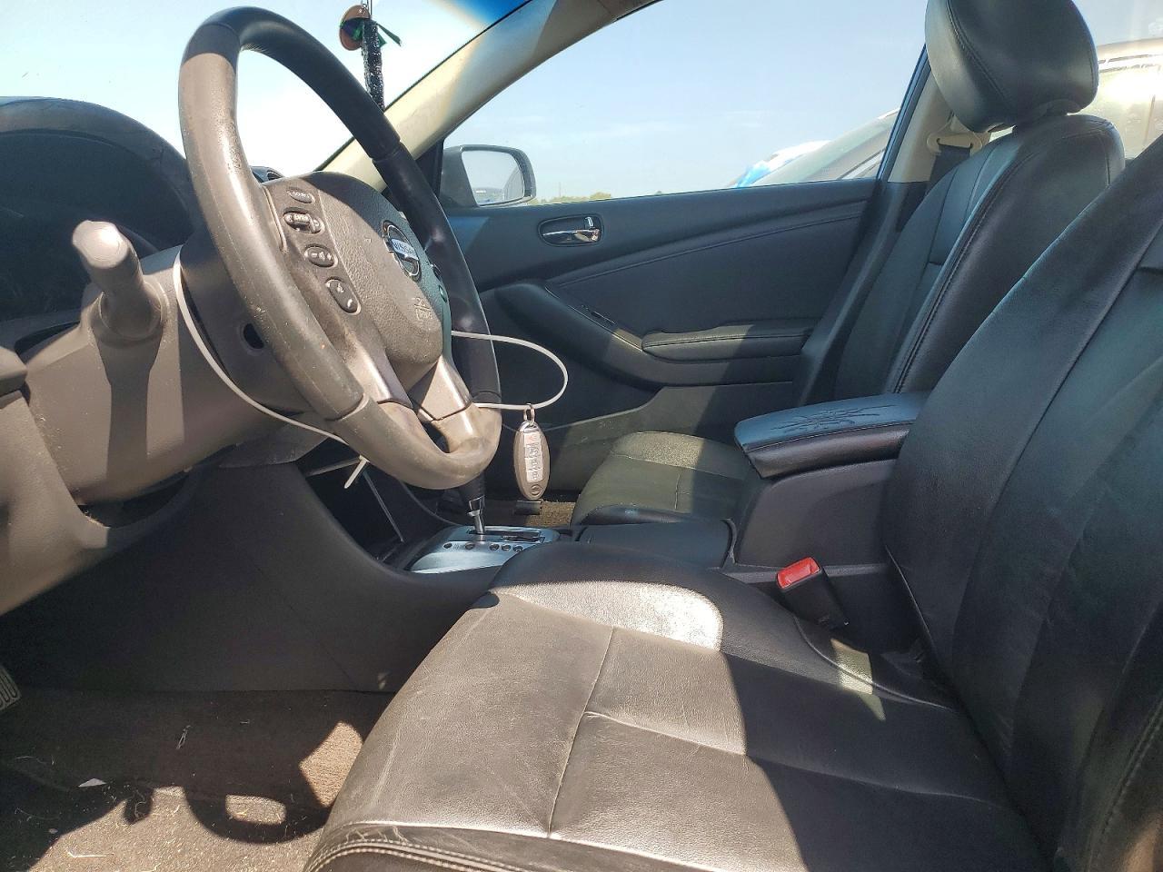 2010 Nissan Altima 2.5 - Фото 7