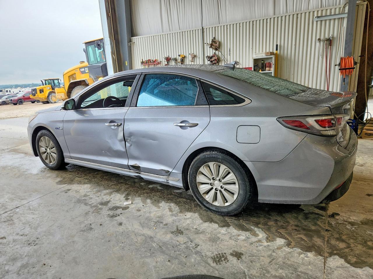 2016 Hyundai Sonata Hybrid Se - Image 2