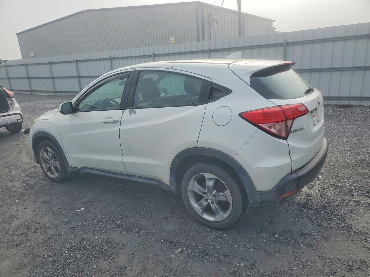 2017 Honda Hr-V Lx - Image 2