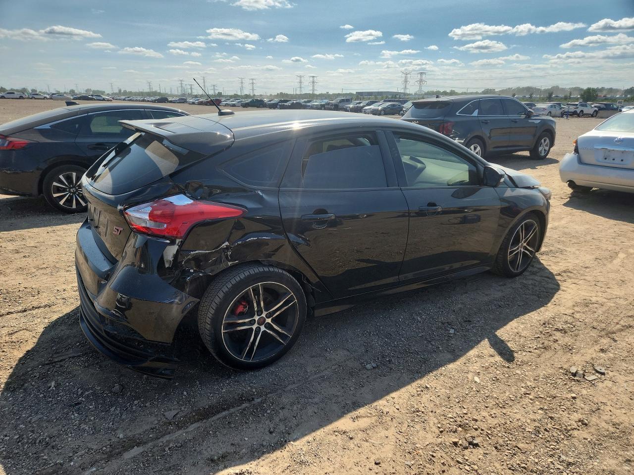2015 Ford Focus St - Фото 3