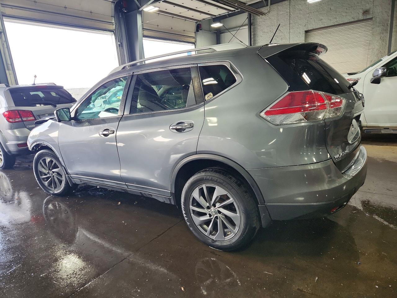 2016 Nissan Rogue Sl - Image 2