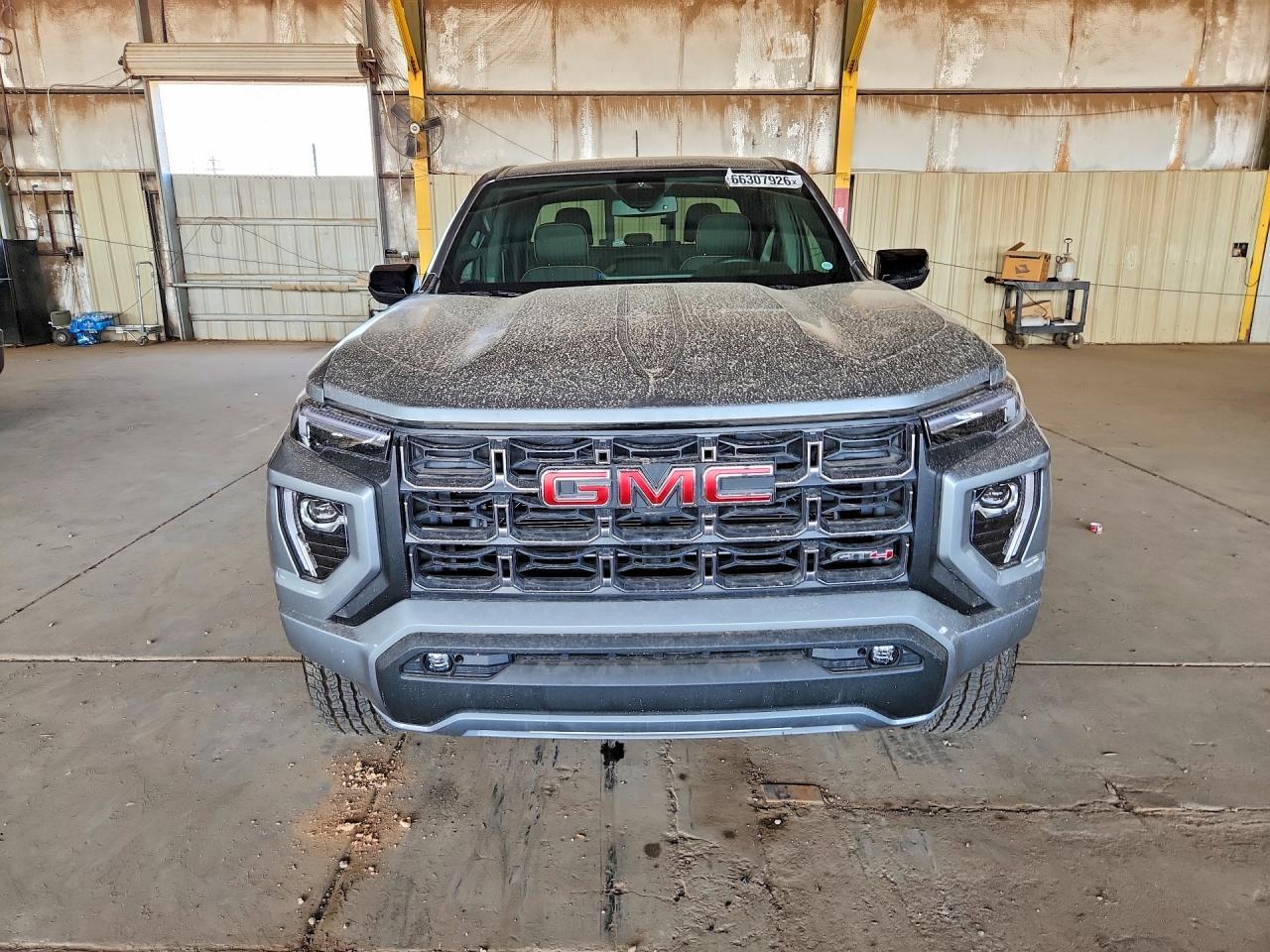 2025 GMC Canyon At4 - Image 5