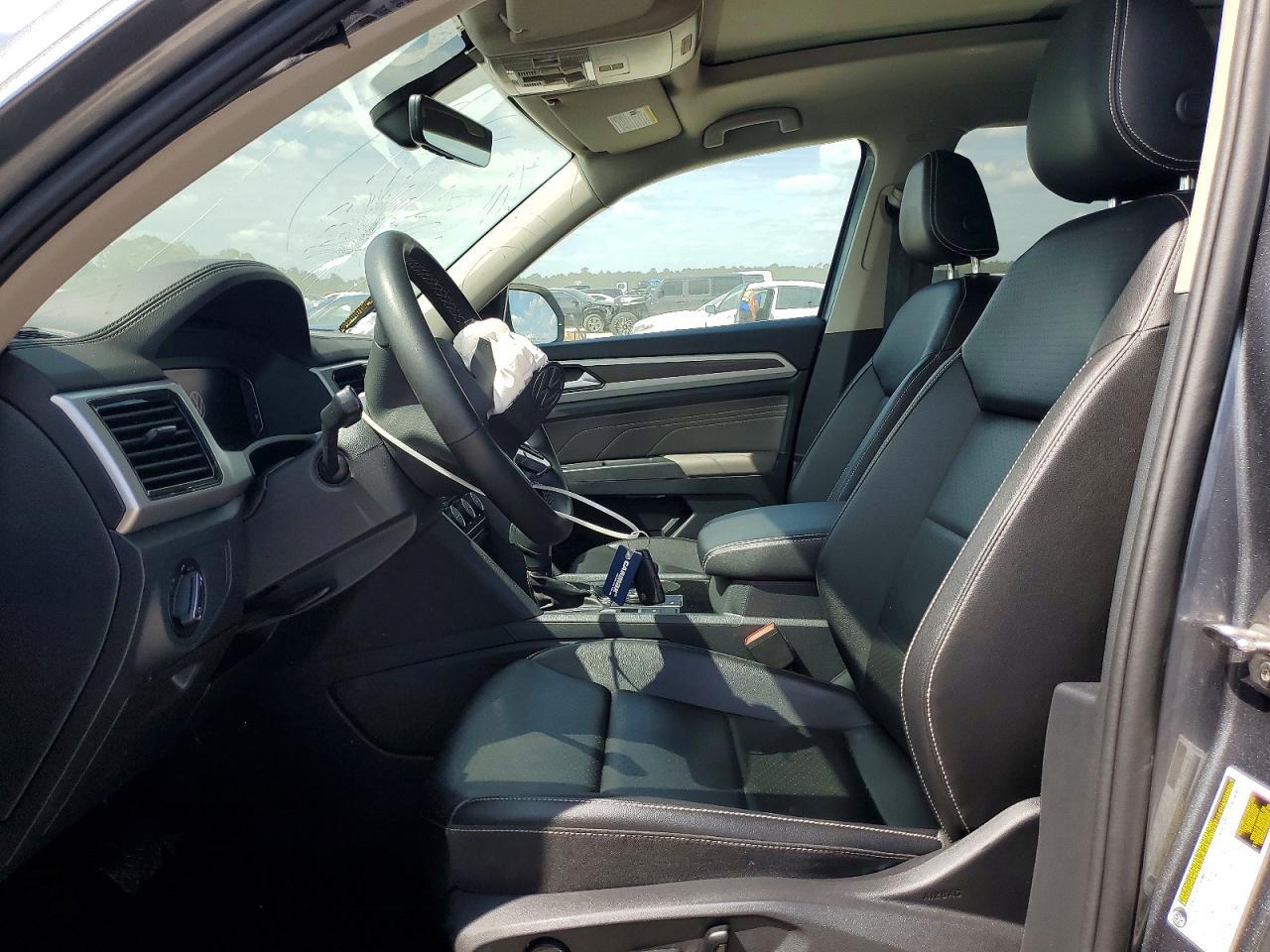 2022 Volkswagen Atlas Se - Фото 7