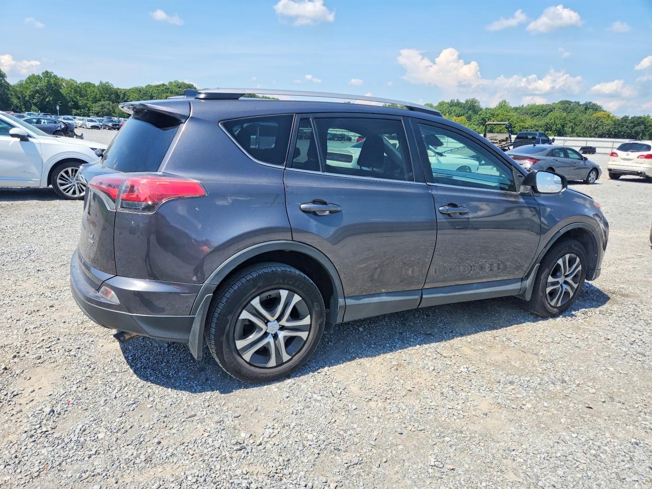 2017 Toyota Rav4 Le - Image 3