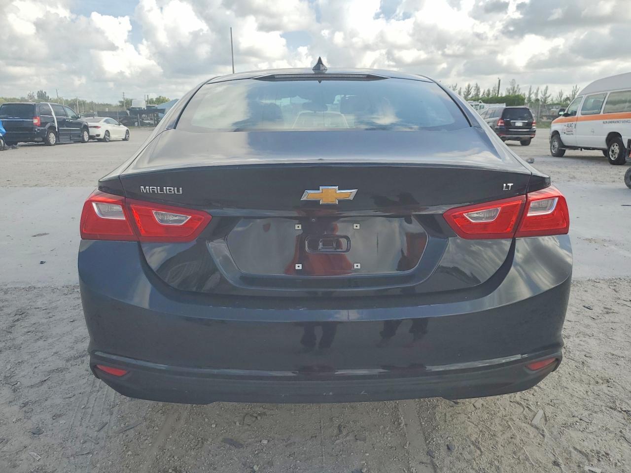 2023 Chevrolet Malibu Lt - Фото 6