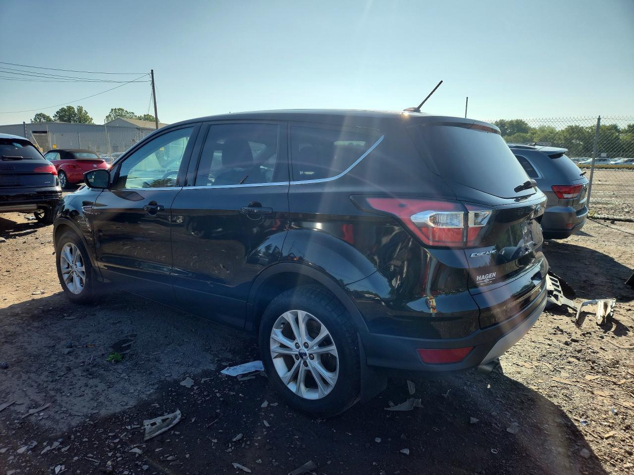 2017 Ford Escape Se - Image 2