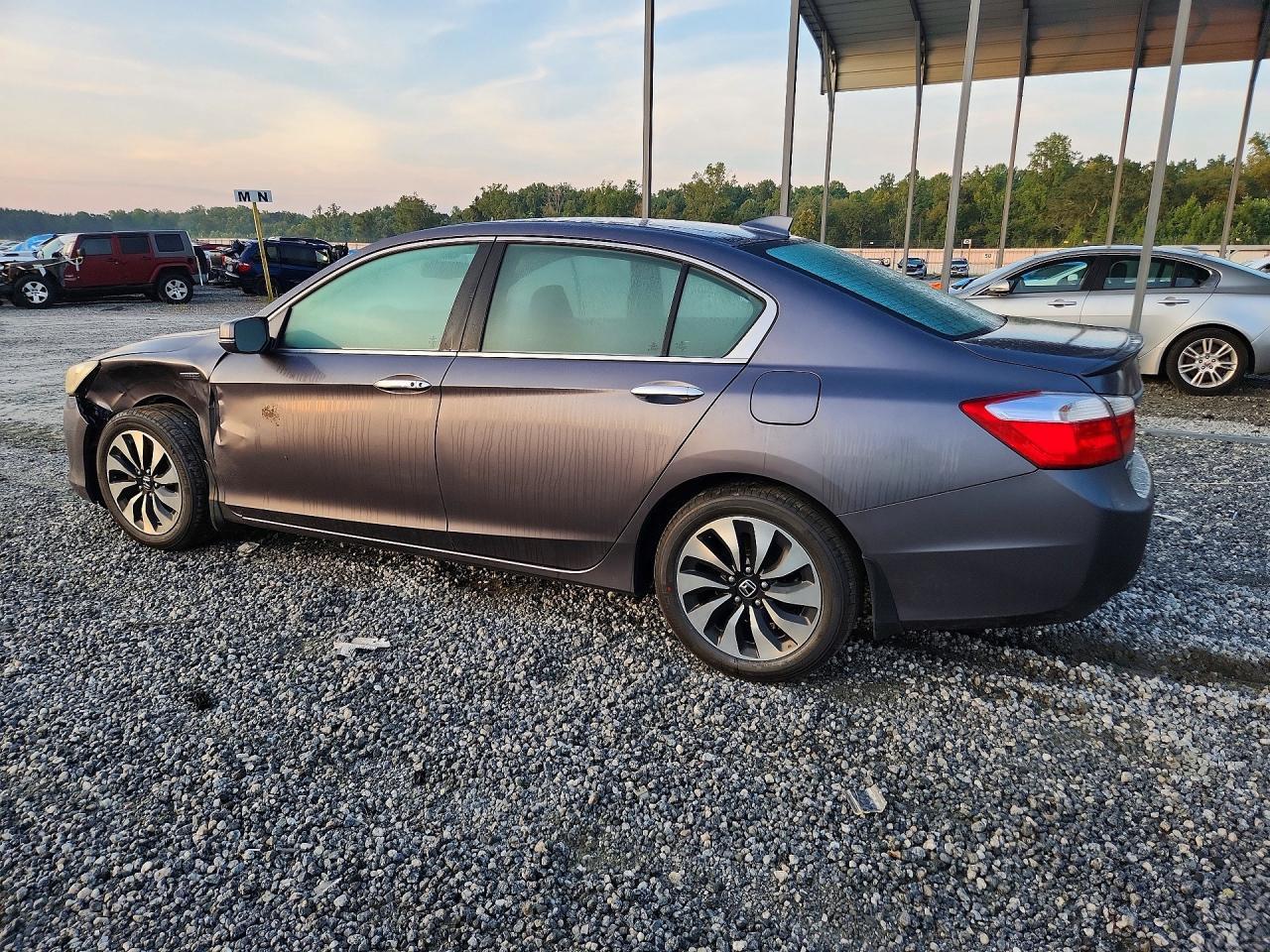 2015 Honda Accord Hybrid Exl - Image 2
