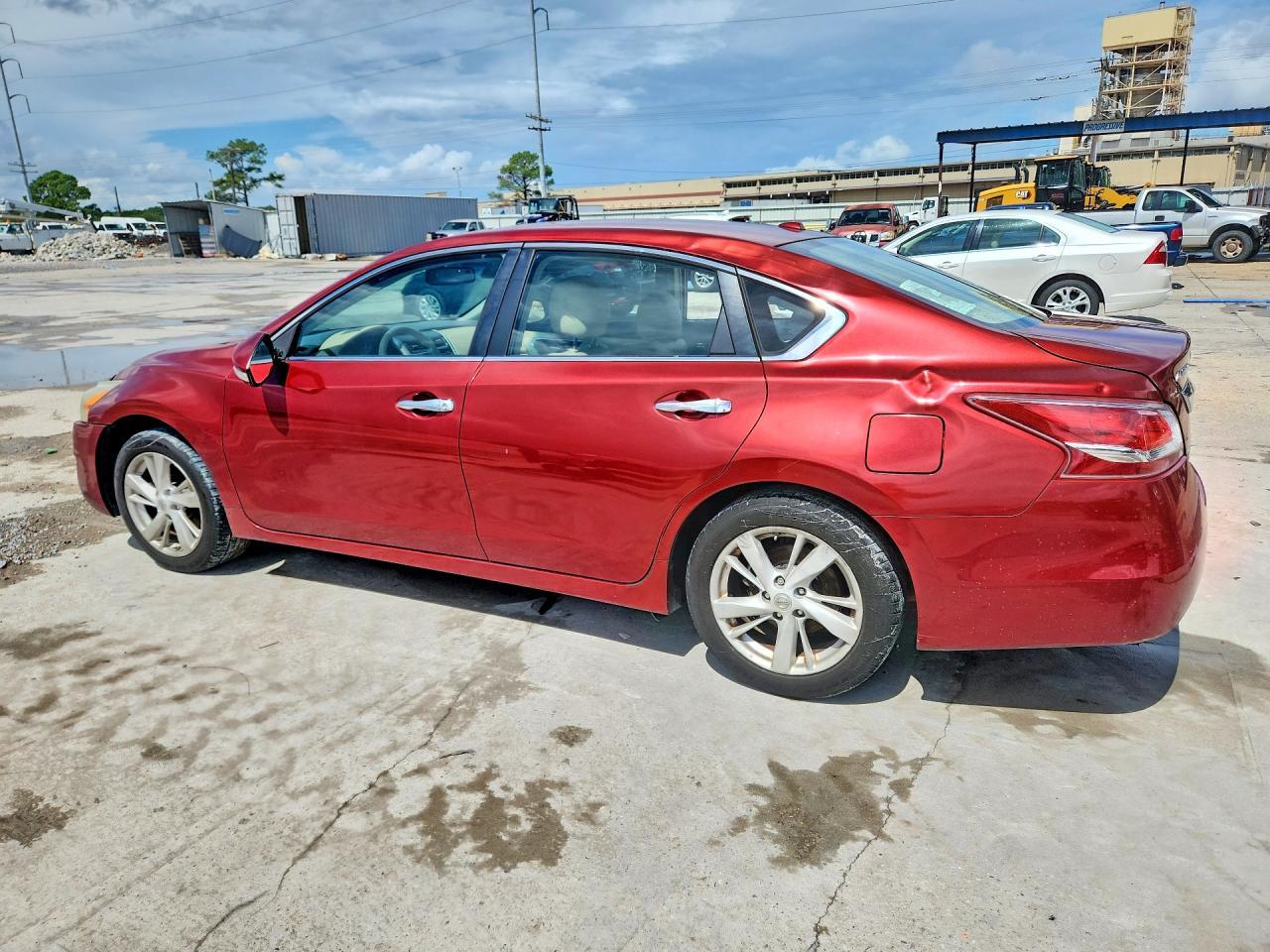 2013 Nissan Altima 2.5 - Фото 2