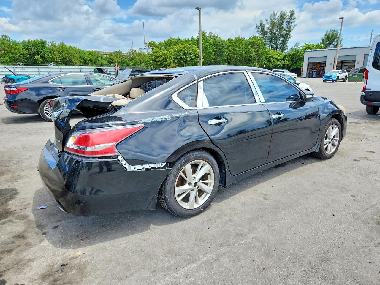 2014 Nissan Altima 2.5 - Фото 3