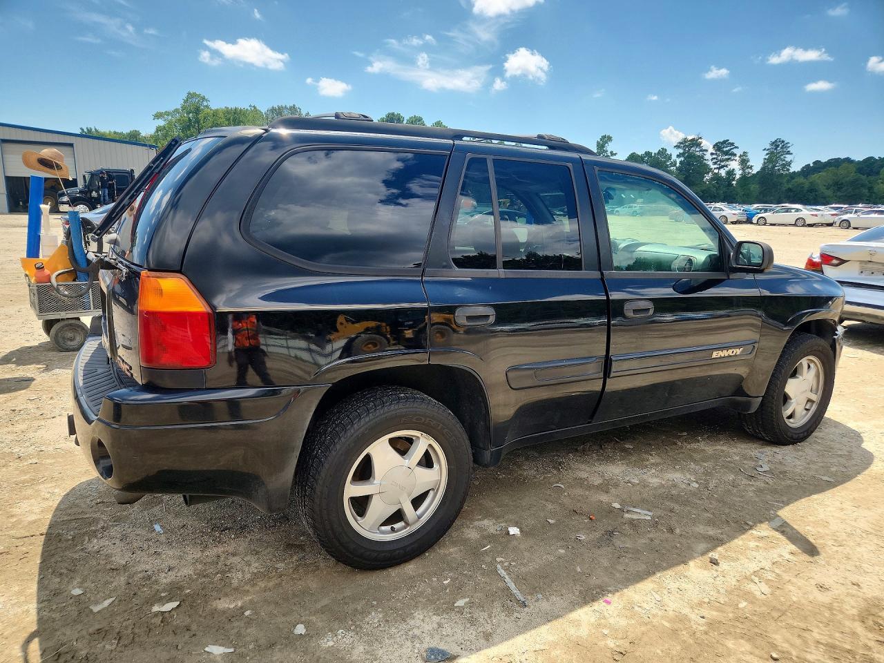 2002 GMC Envoy - Фото 3