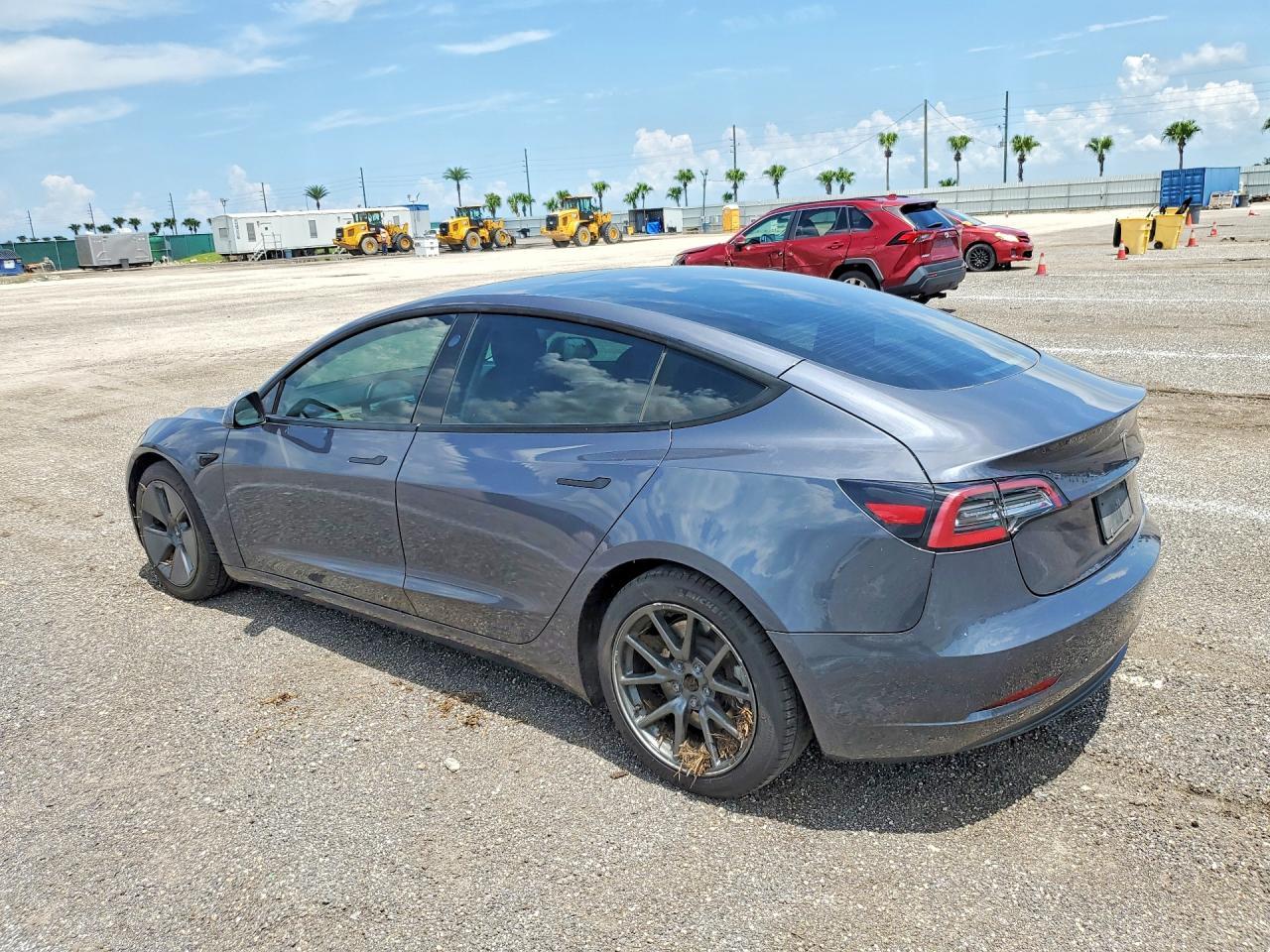 2021 Tesla Model 3 - Image 2