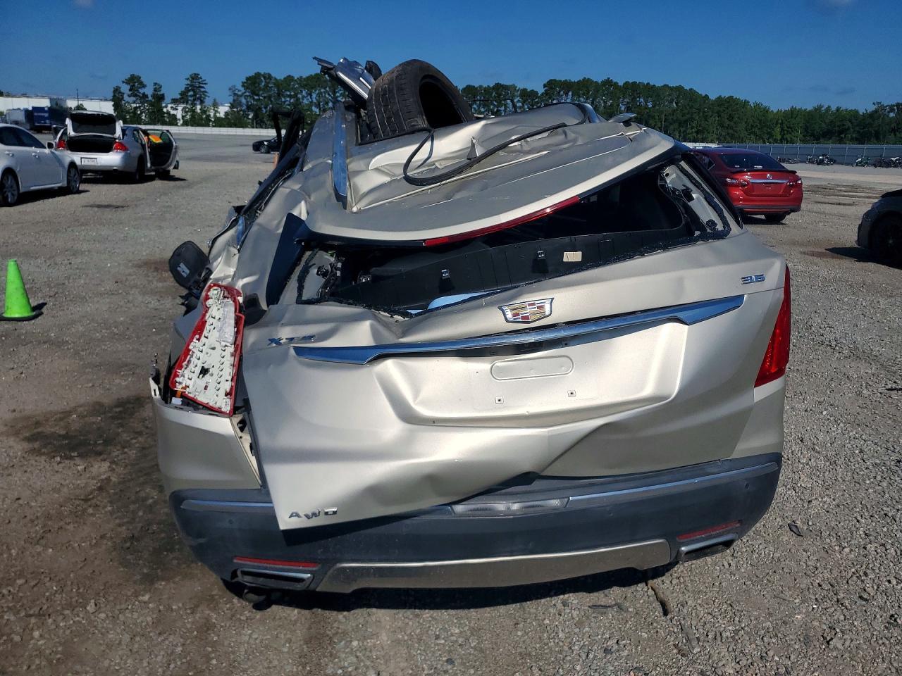 2017 Cadillac Xt5 Platinum - Фото 6