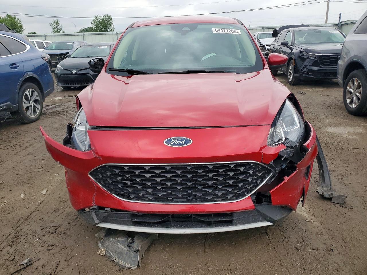 2020 Ford Escape Se - Фото 5
