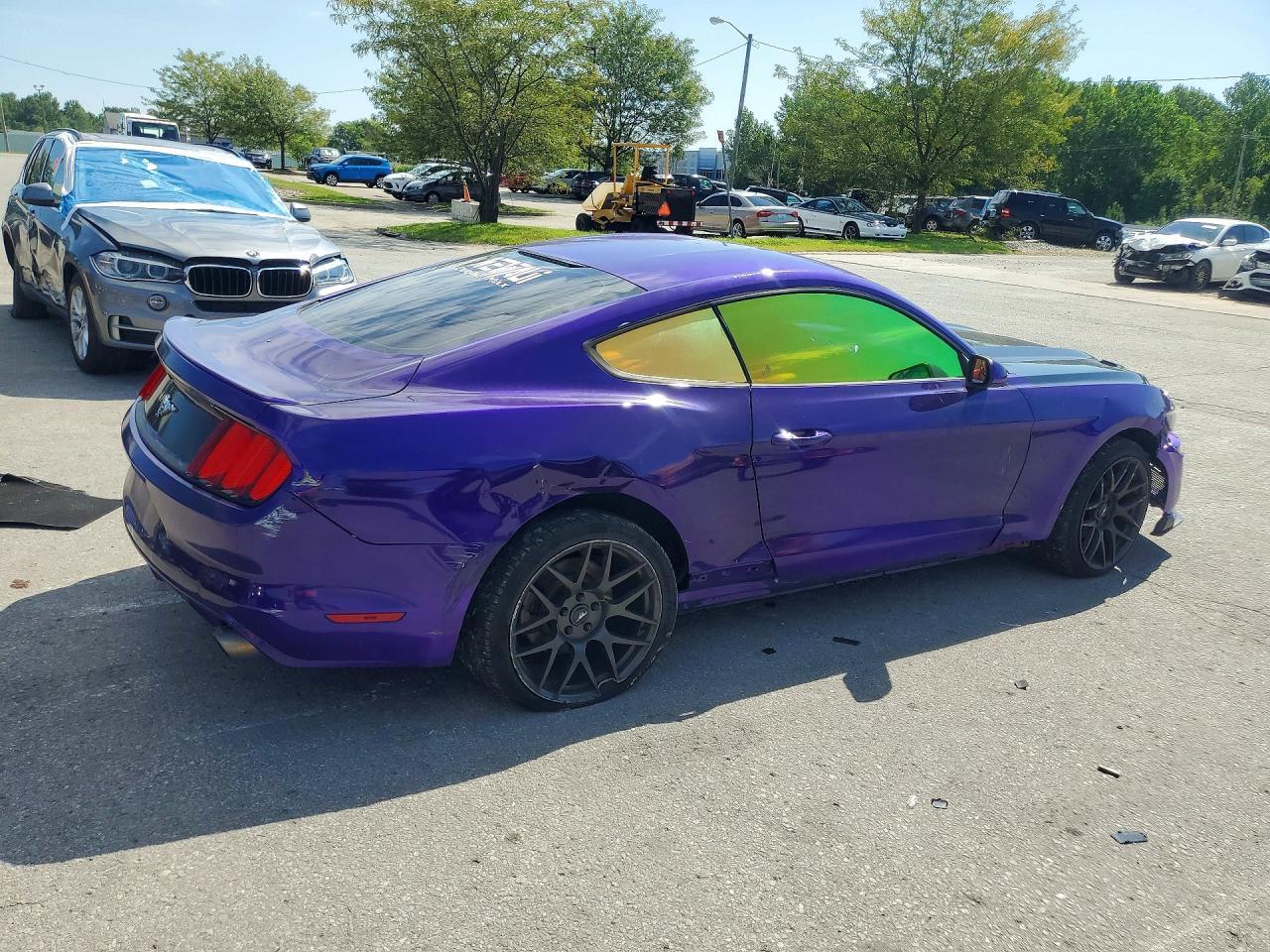 2015 Ford Mustang - Image 3