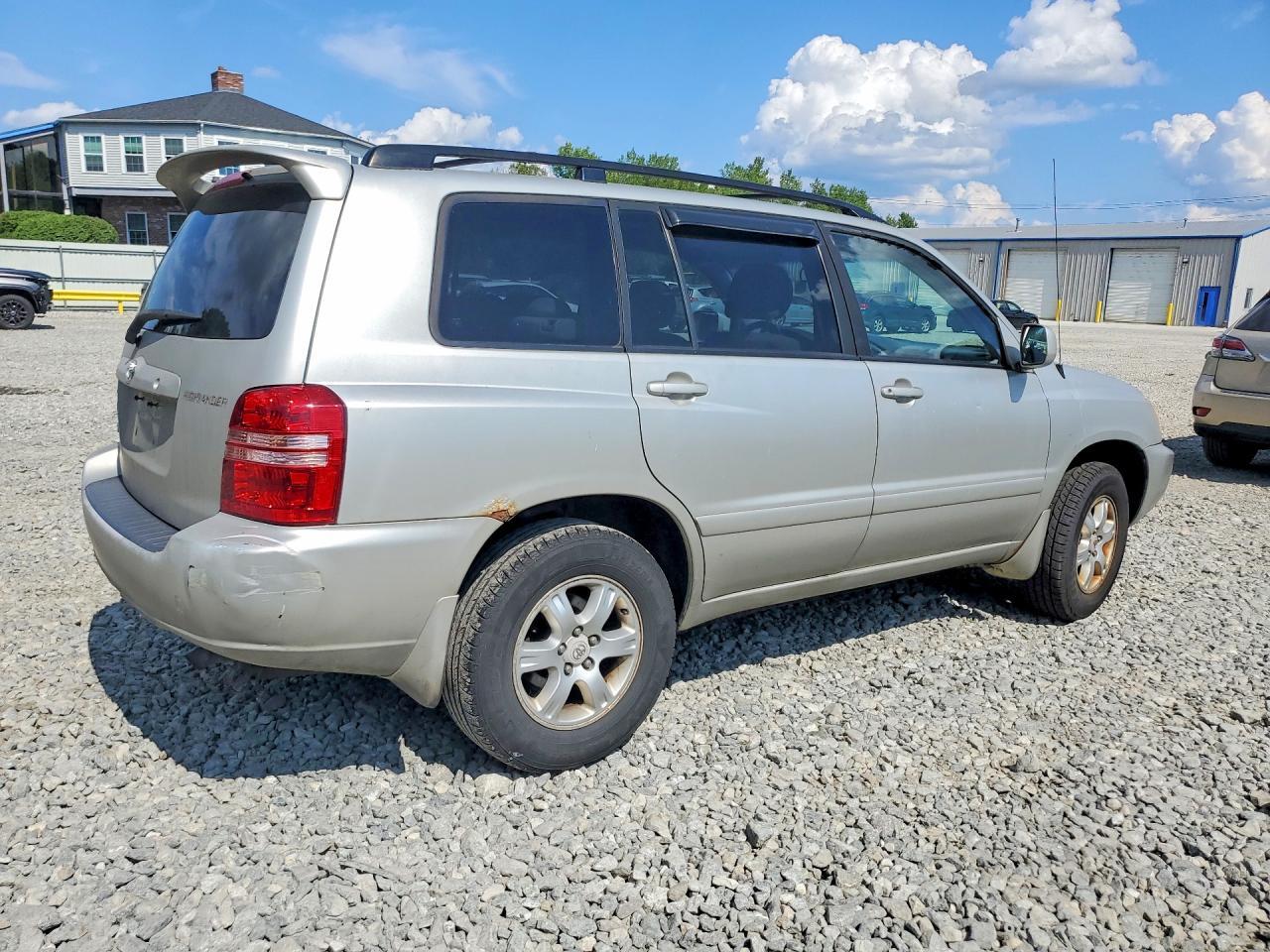 2002 Toyota Highlander Limited - Image 3