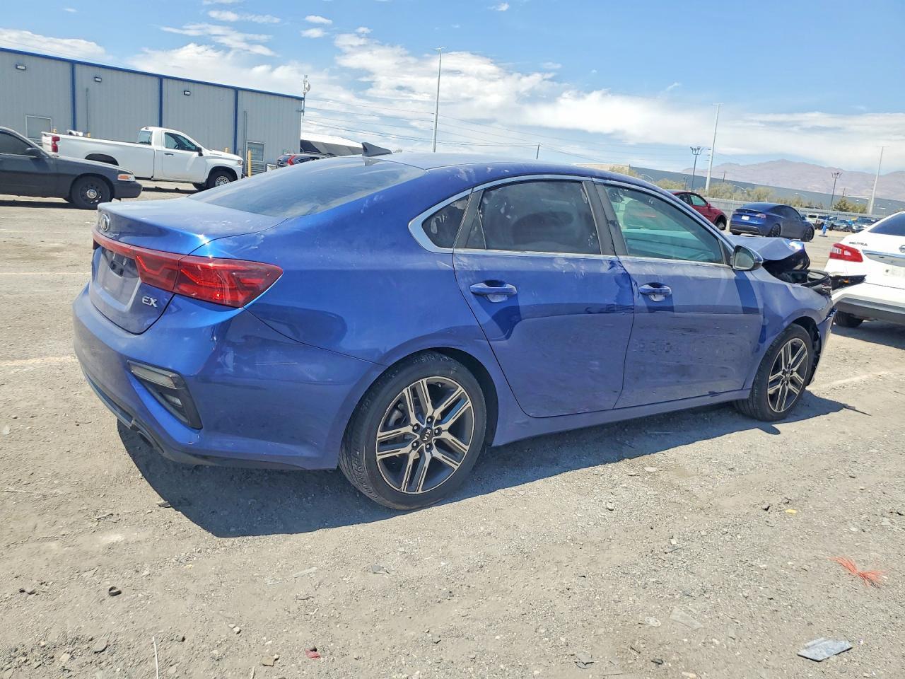 2021 Kia Forte Ex - Фото 3