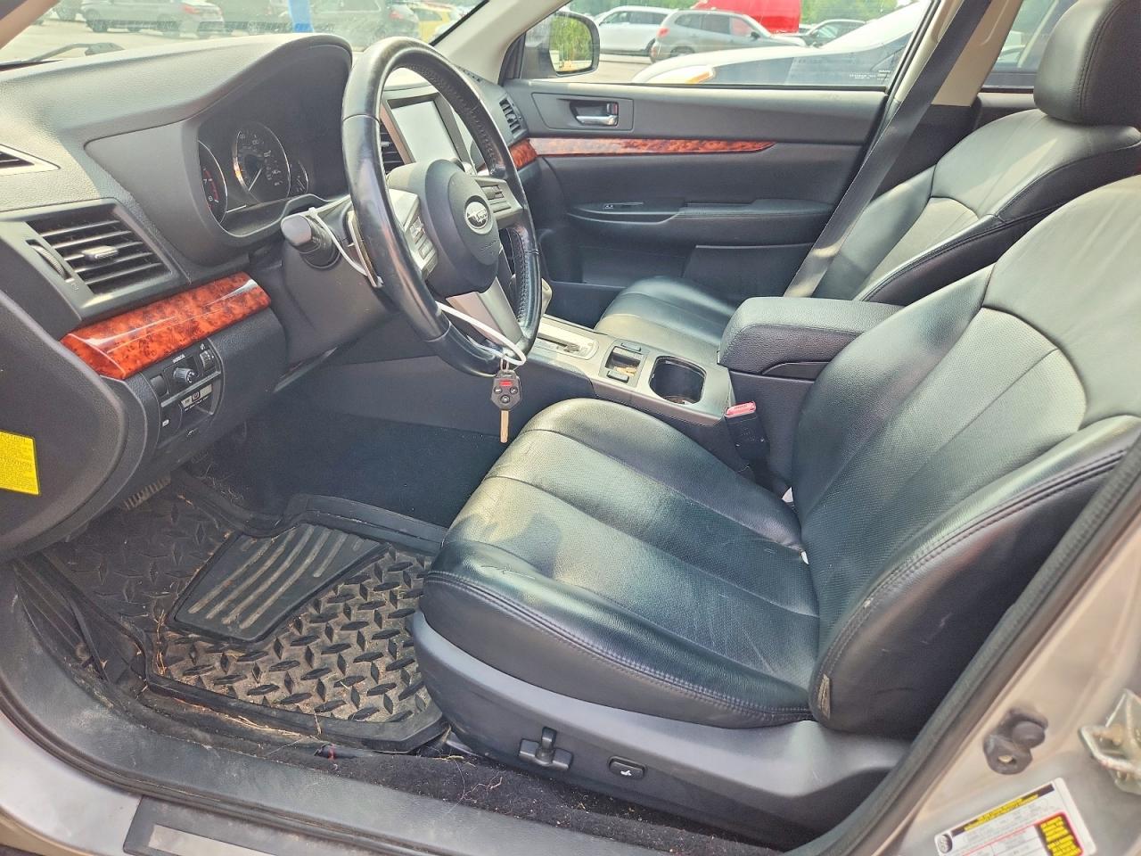 2010 Subaru Outback 2.5I Limited - Фото 7