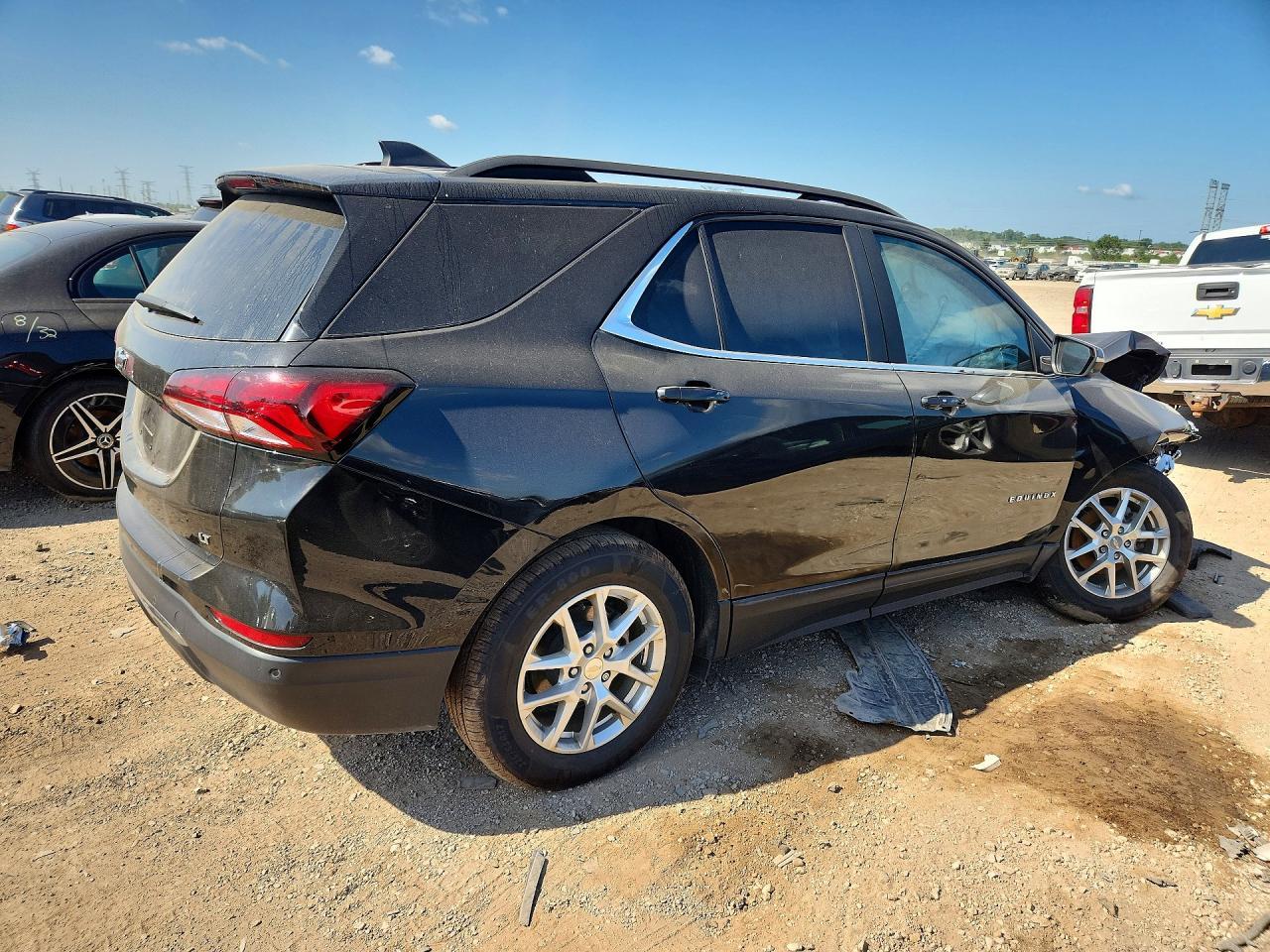 2022 Chevrolet Equinox Lt - Image 3