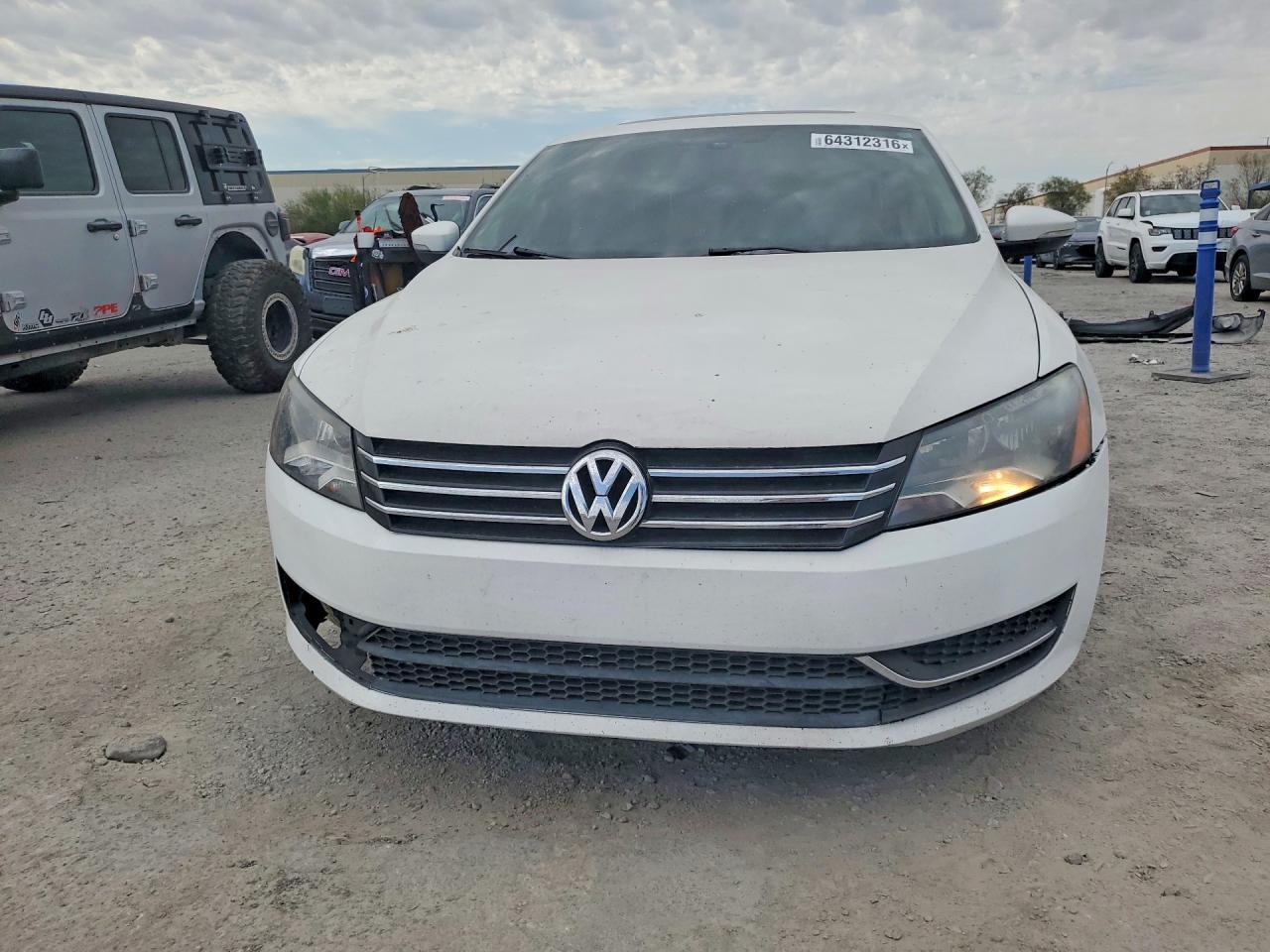 2012 Volkswagen Passat Sel - Image 5
