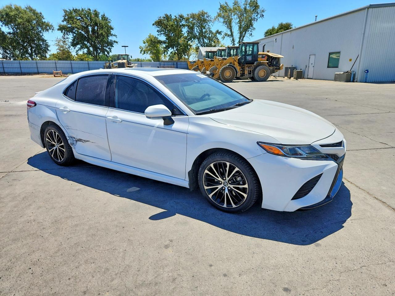 2020 Toyota Camry Se - Image 4