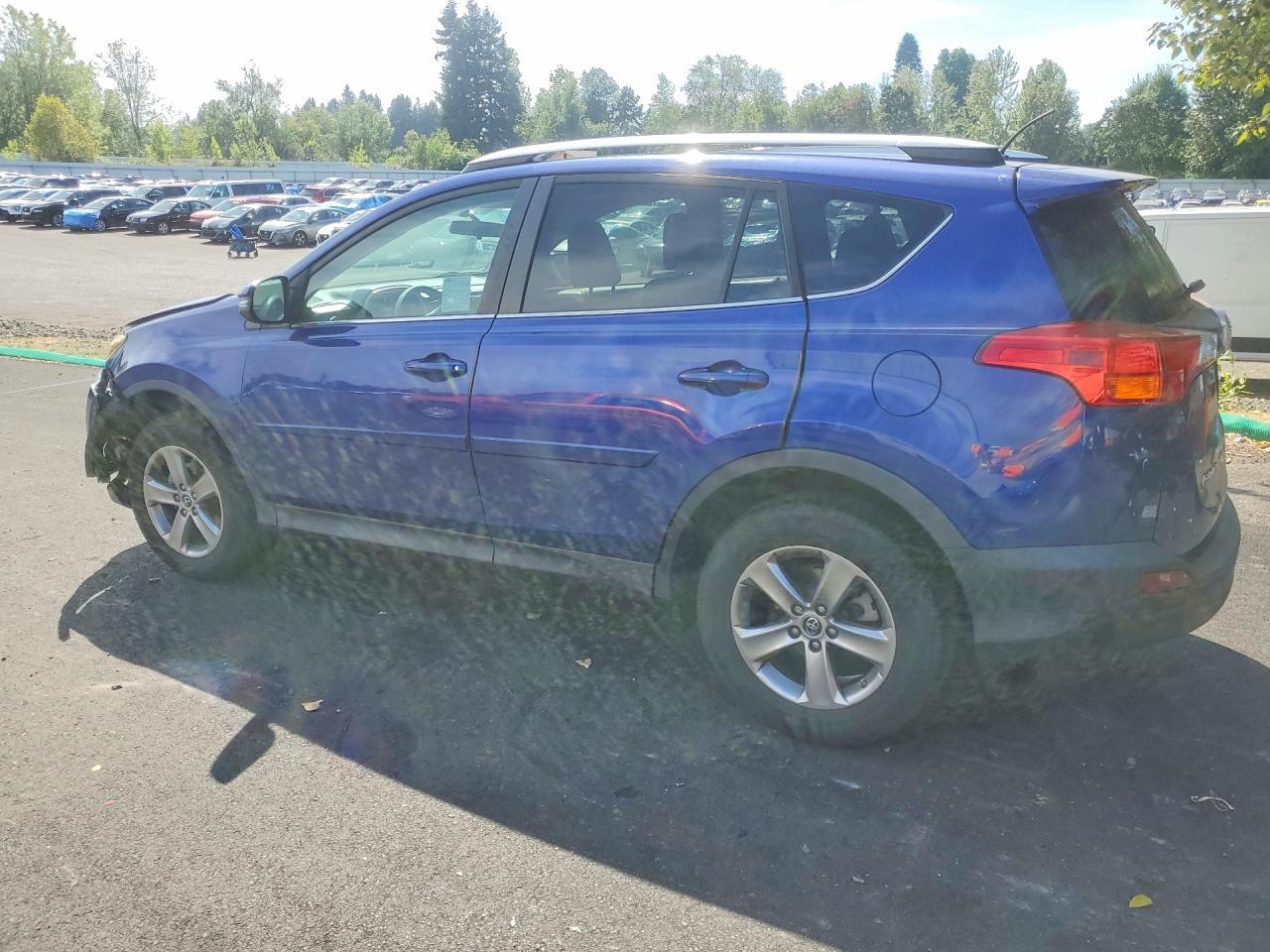 2015 Toyota Rav4 Xle - Image 2