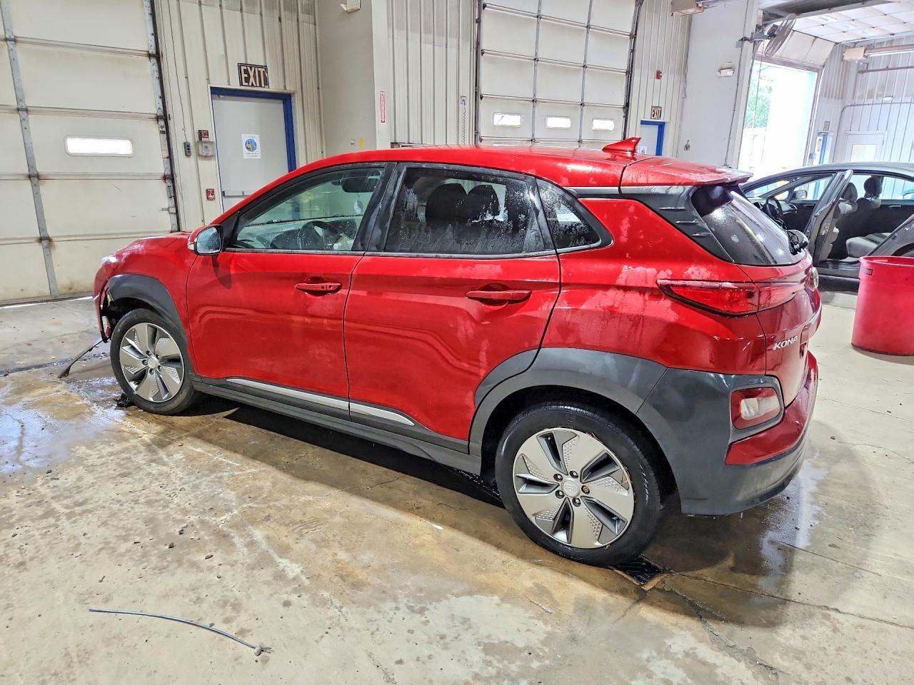 2021 Hyundai Kona Ultimate - Фото 2