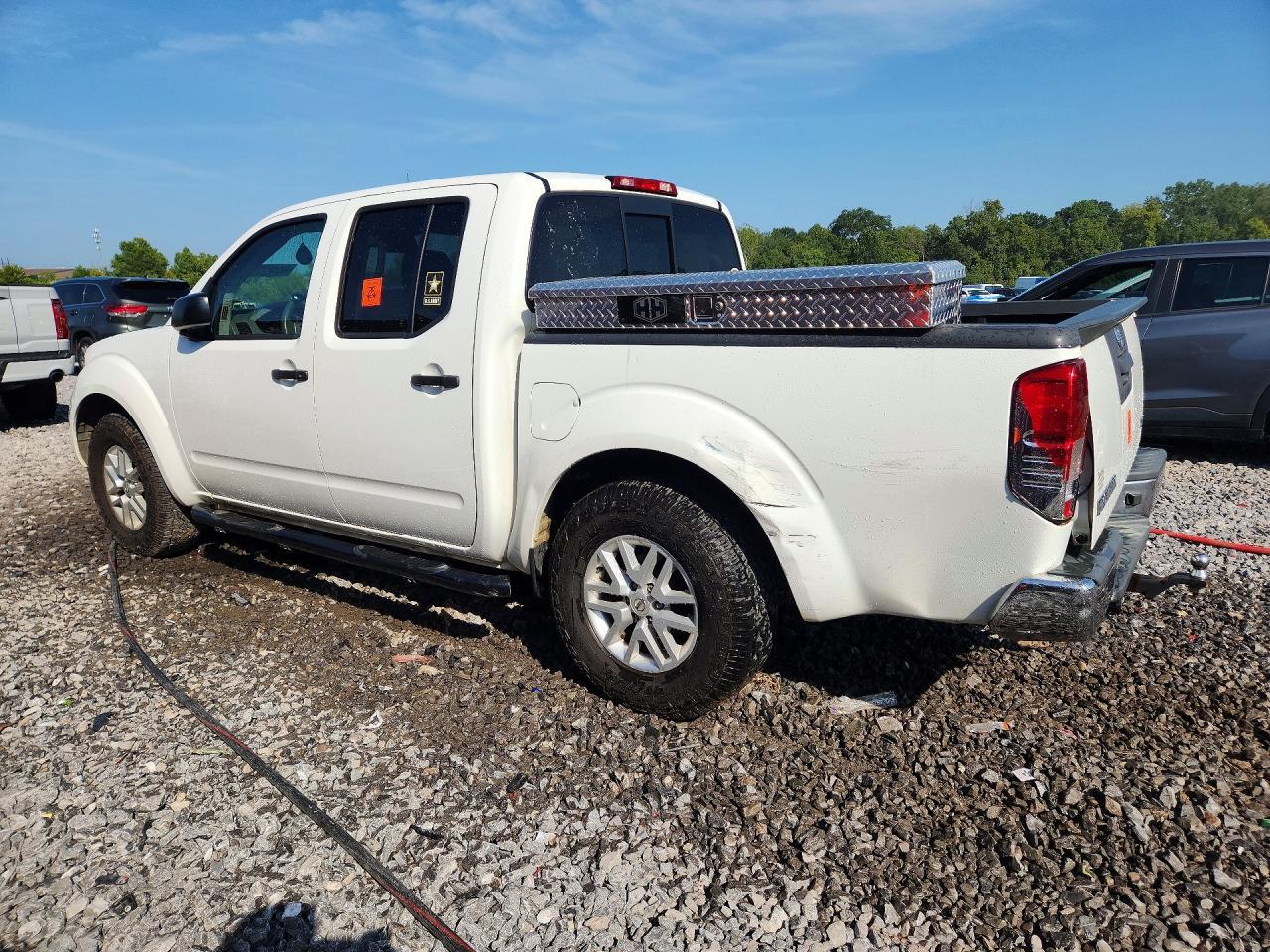 2019 Nissan Frontier Sv - Image 2