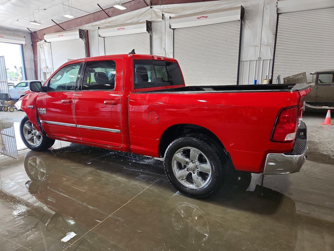 2019 Ram 1500 Classic Slt - Фото 2