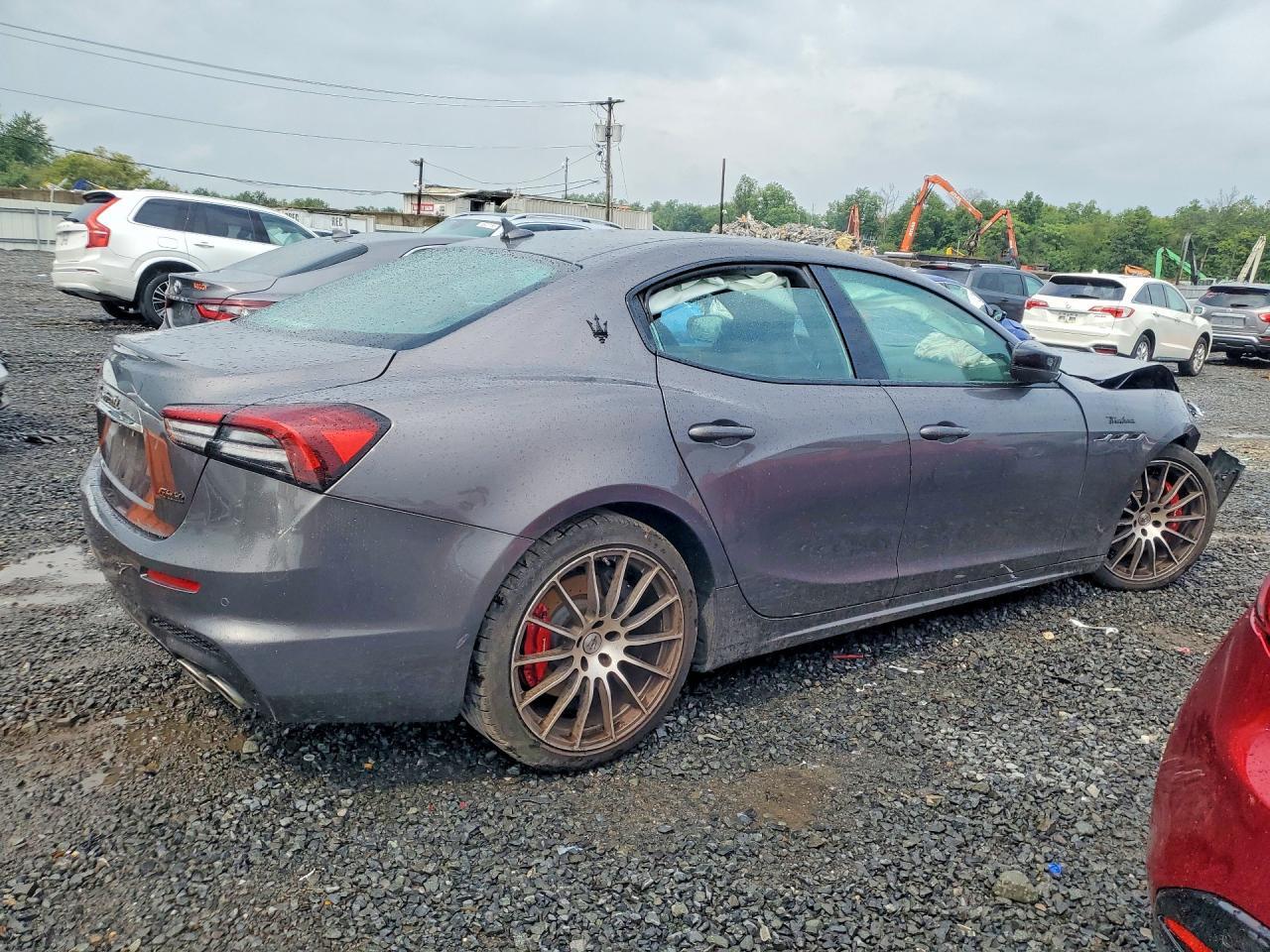 2024 Maserati Ghibli Modena - Image 3