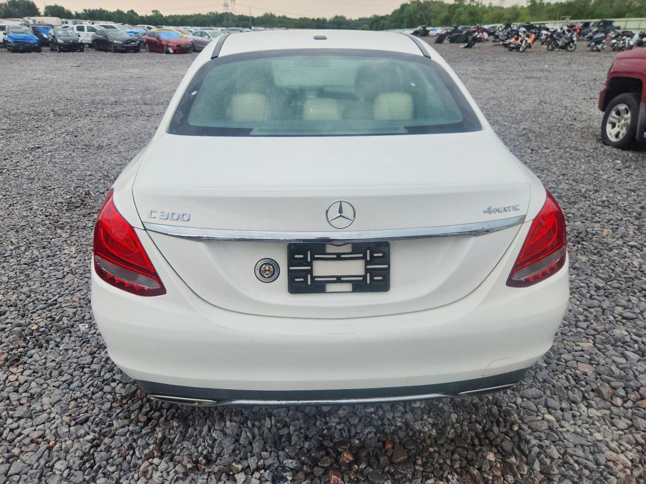 2018 Mercedes-Benz C 300 4Matic - Фото 6