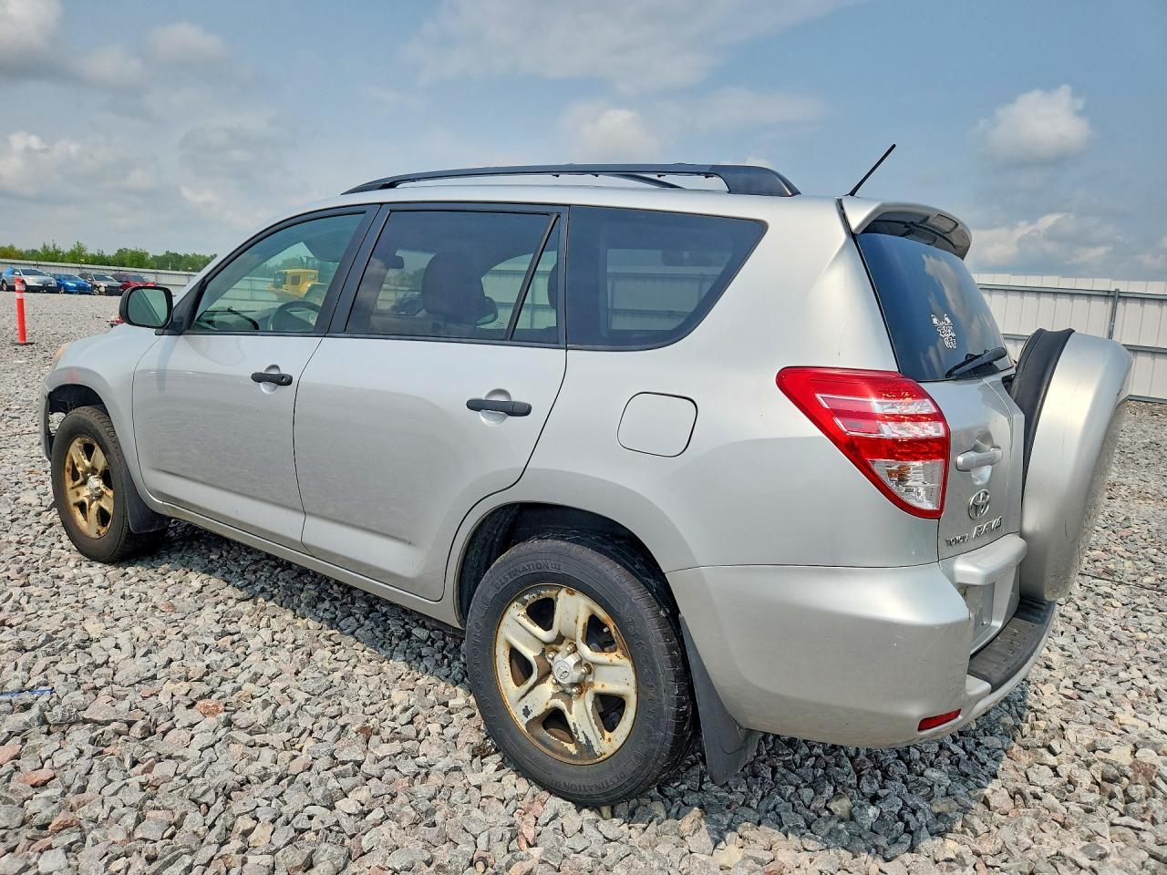 2010 Toyota Rav4 Base - Фото 2