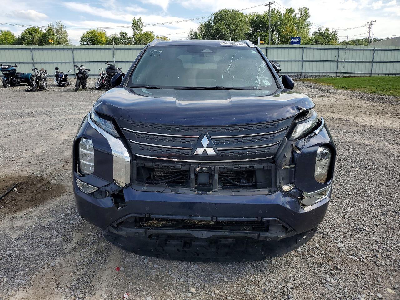 2022 Mitsubishi Outlander Sel - Image 5