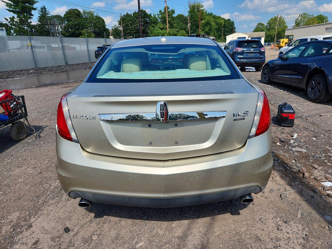 2011 Lincoln Mks - Фото 6