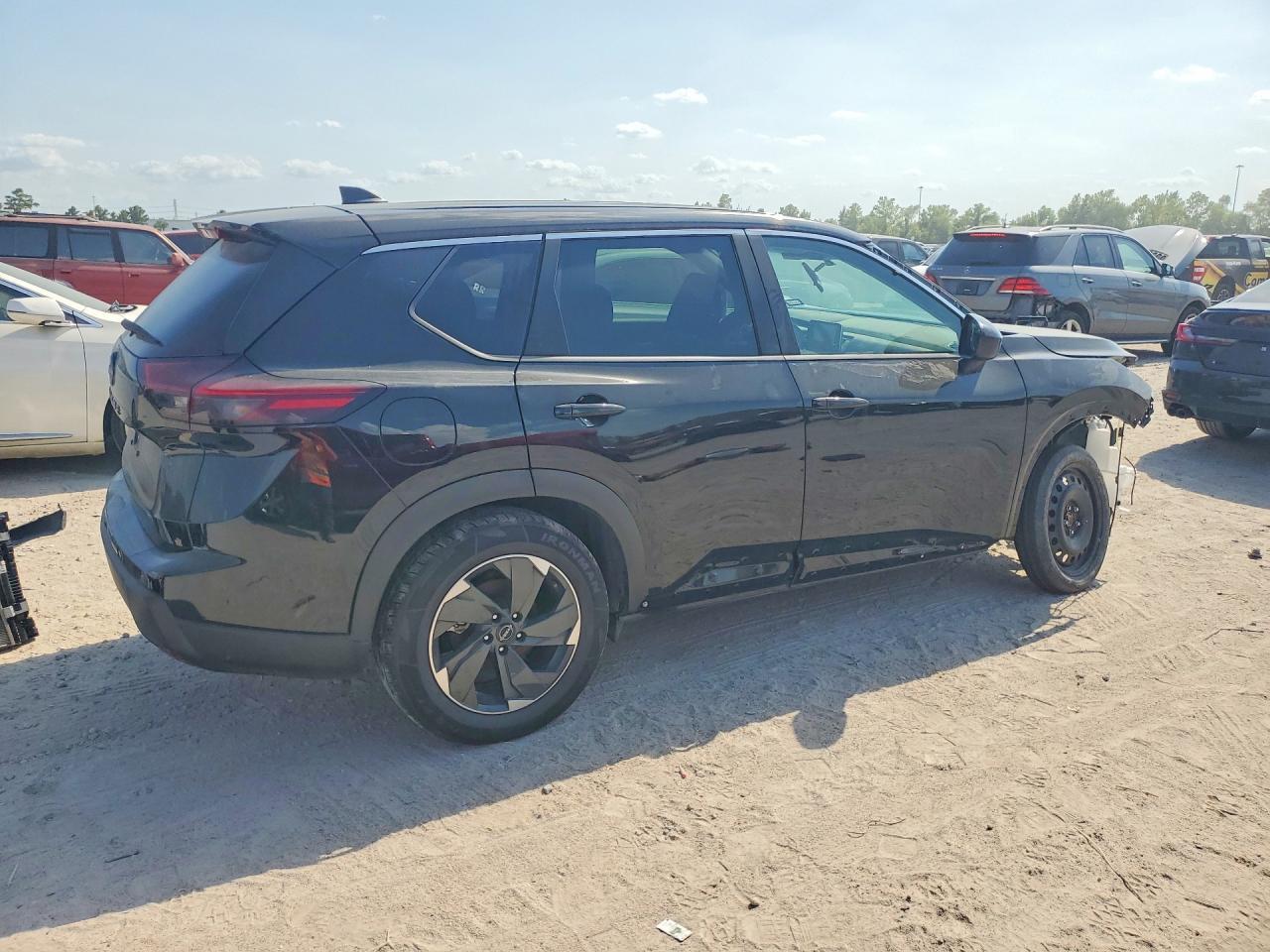 2026 Nissan Rogue Sv - Фото 3