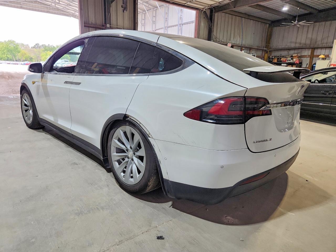 2016 Tesla Model X - Image 2